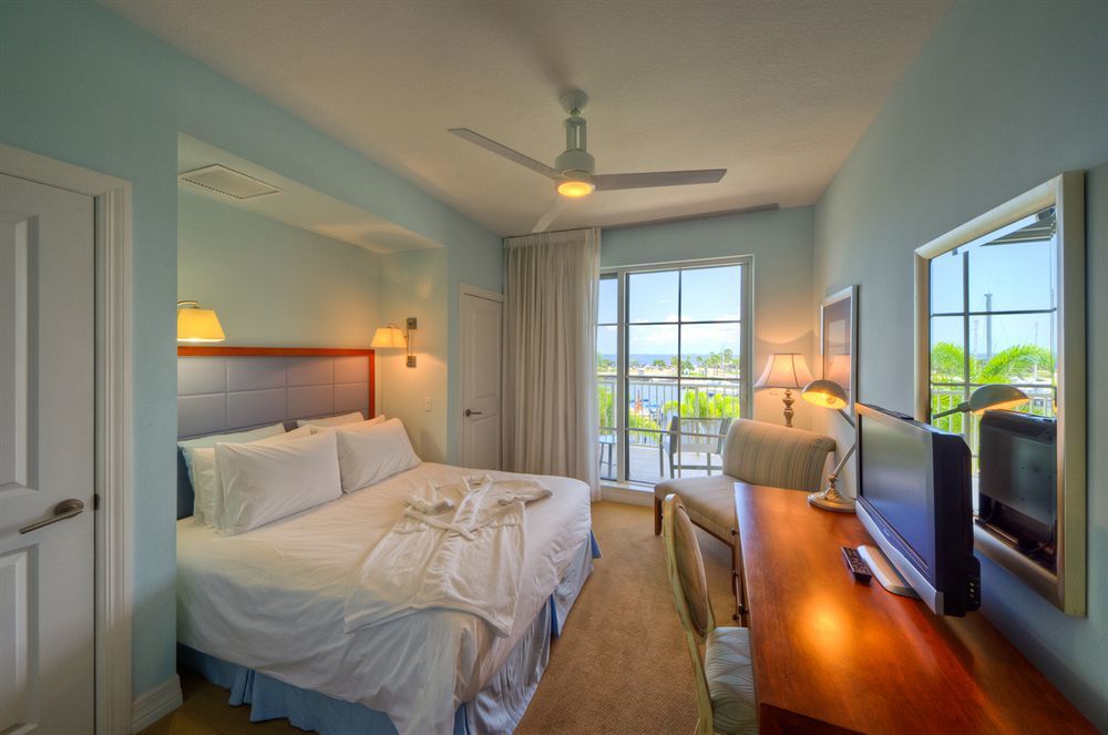 Harborside Suites At Little Harbor Ruskin Exterior photo